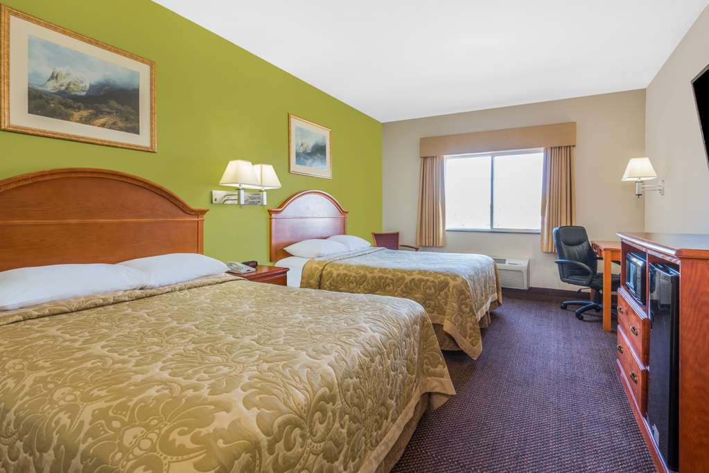 Super 8 By Wyndham Salina Hotel Bilik gambar